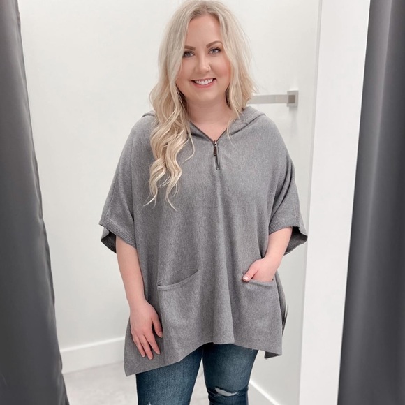 RD Style Hooded Poncho - Picture 7 of 7